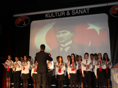 Evrensel Kolej